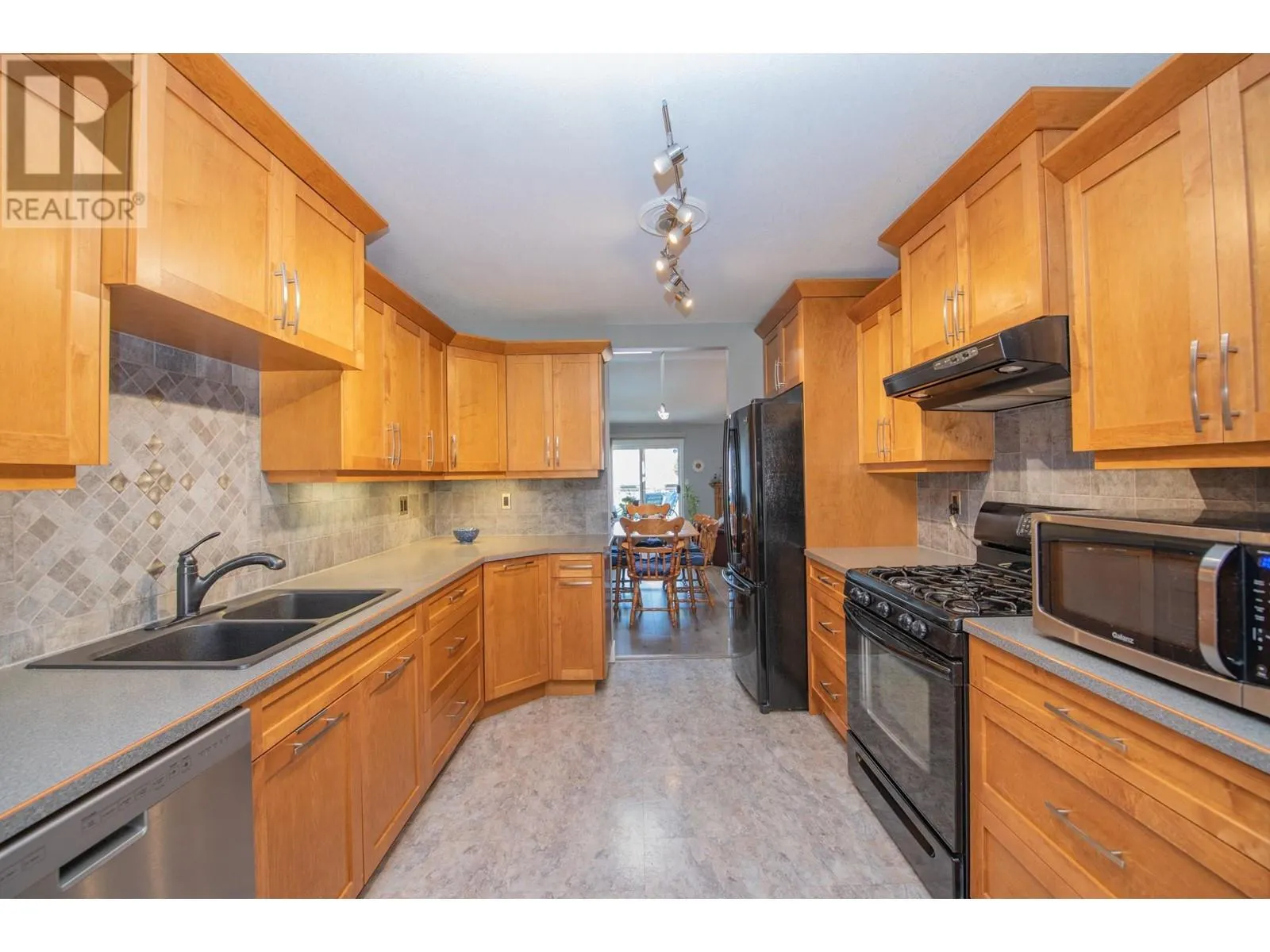 1001 30 Avenue Unit# 30