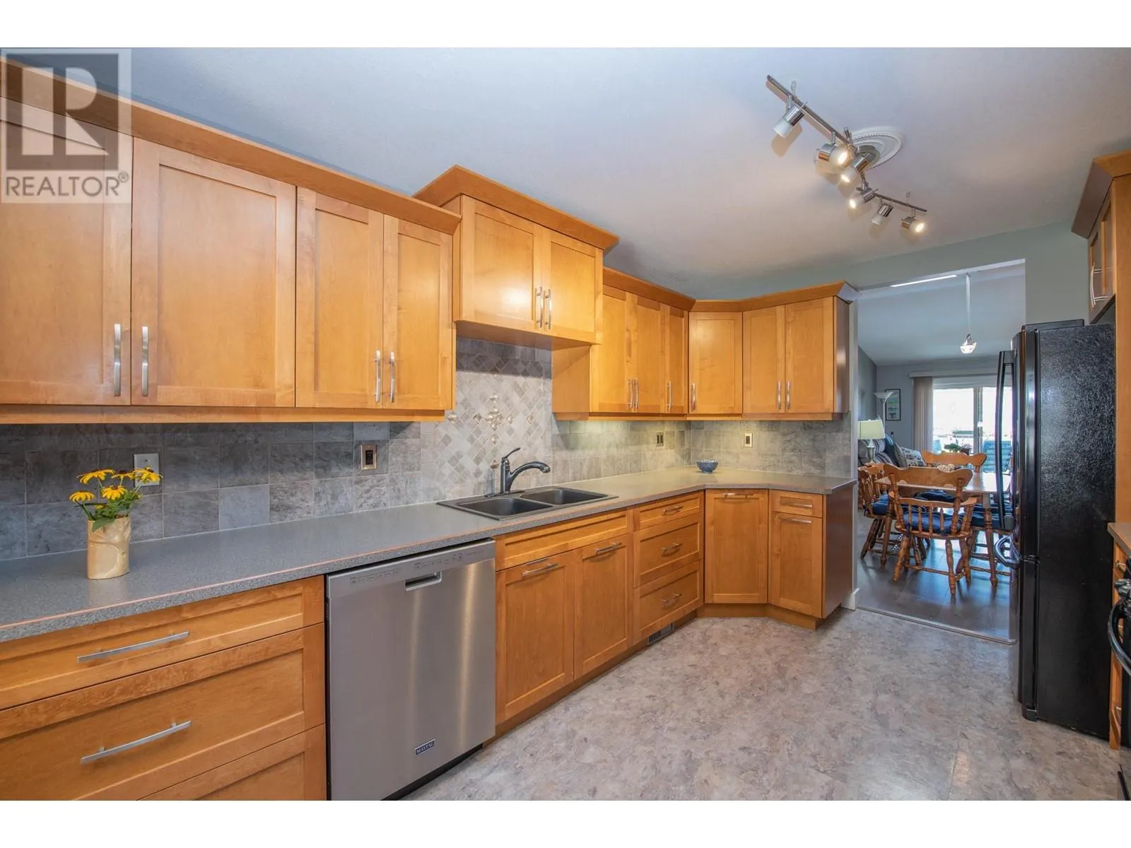 1001 30 Avenue Unit# 30