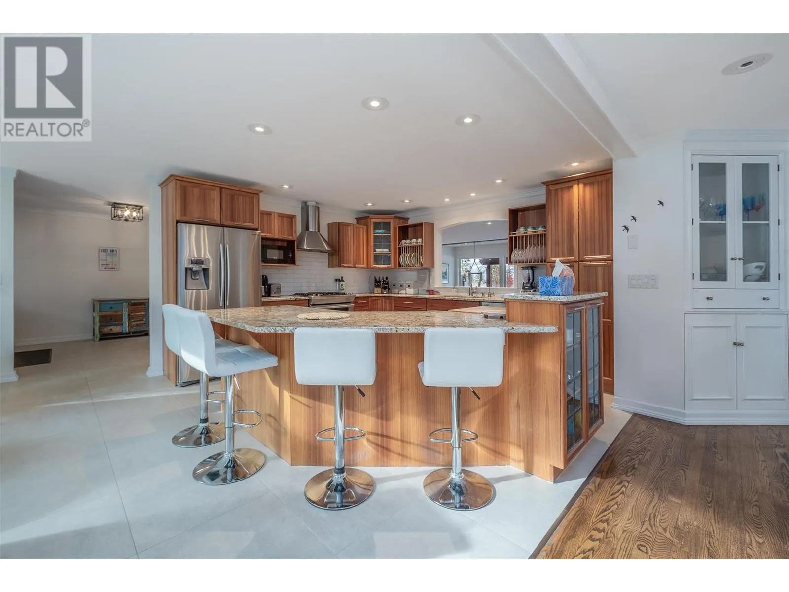 514 Hawes Court