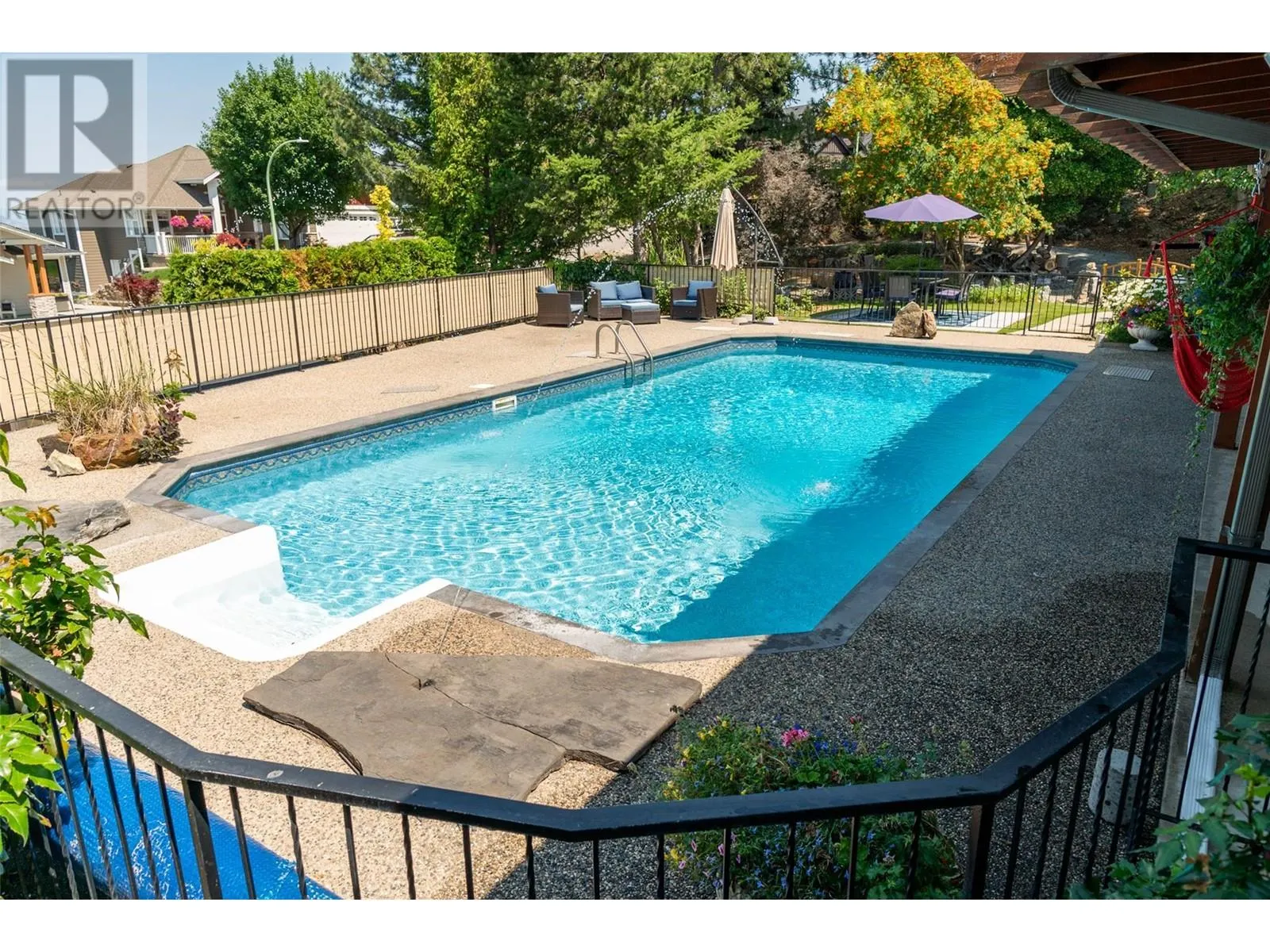 514 Hawes Court