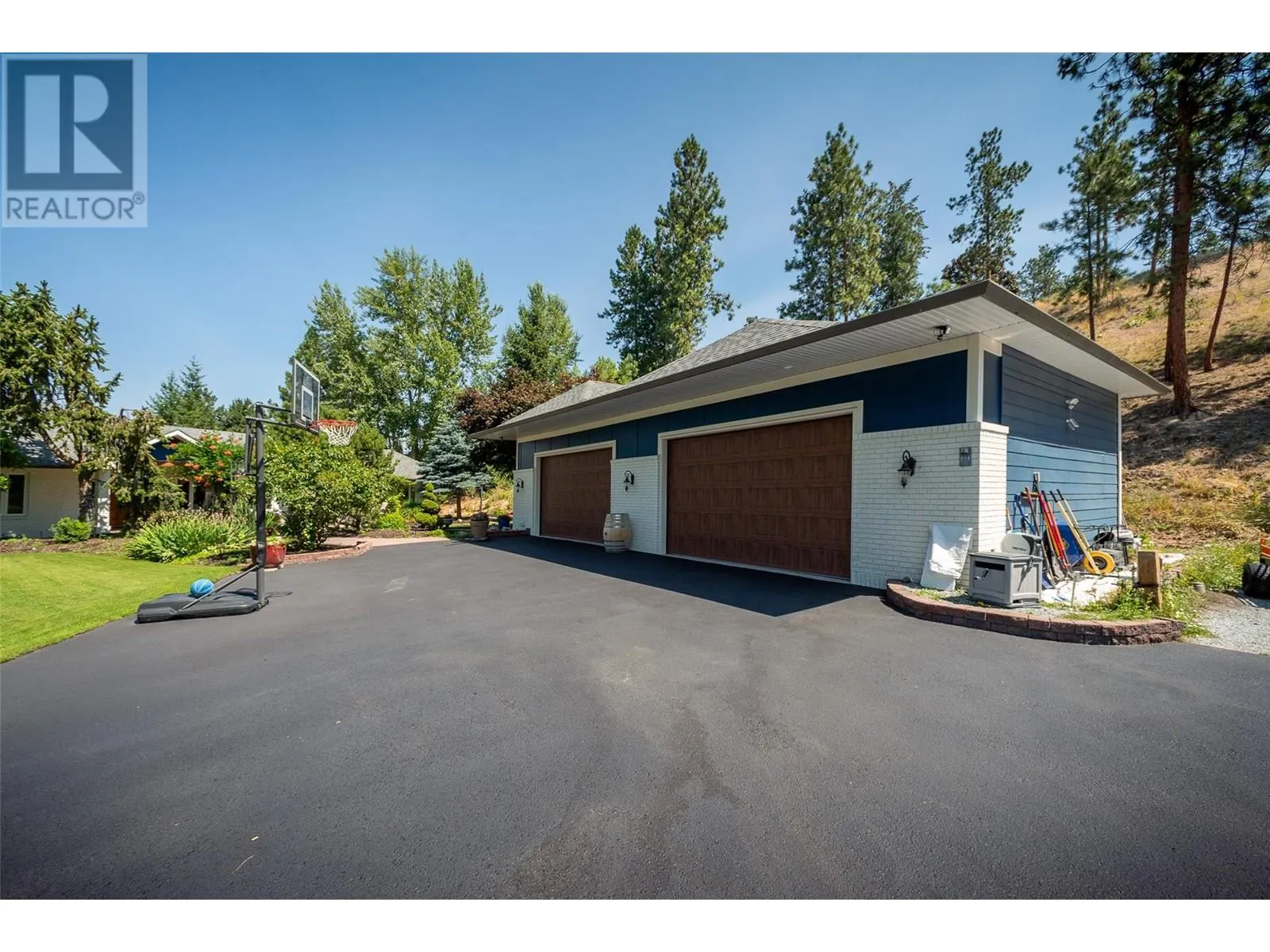 514 Hawes Court