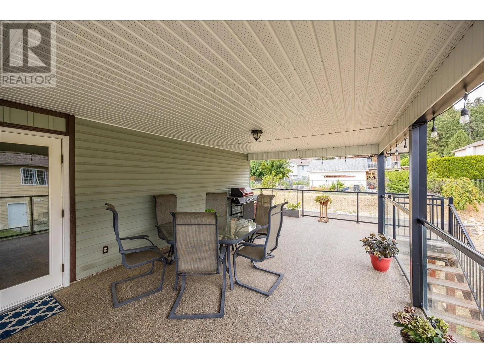 5749 MacKenzie Road
