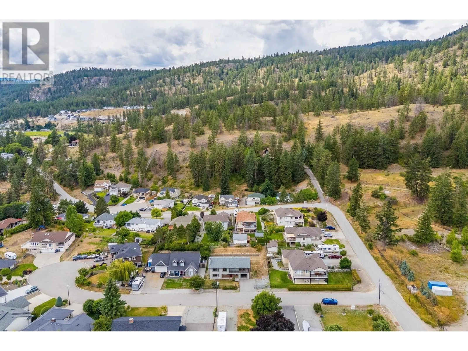 5749 MacKenzie Road