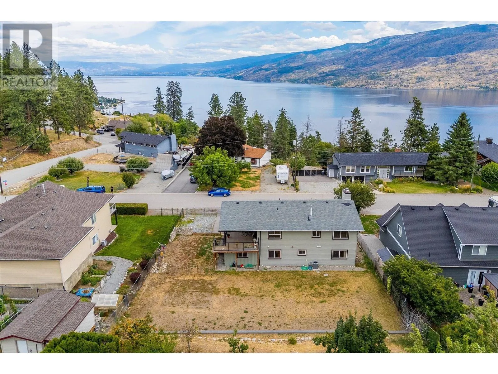 5749 MacKenzie Road