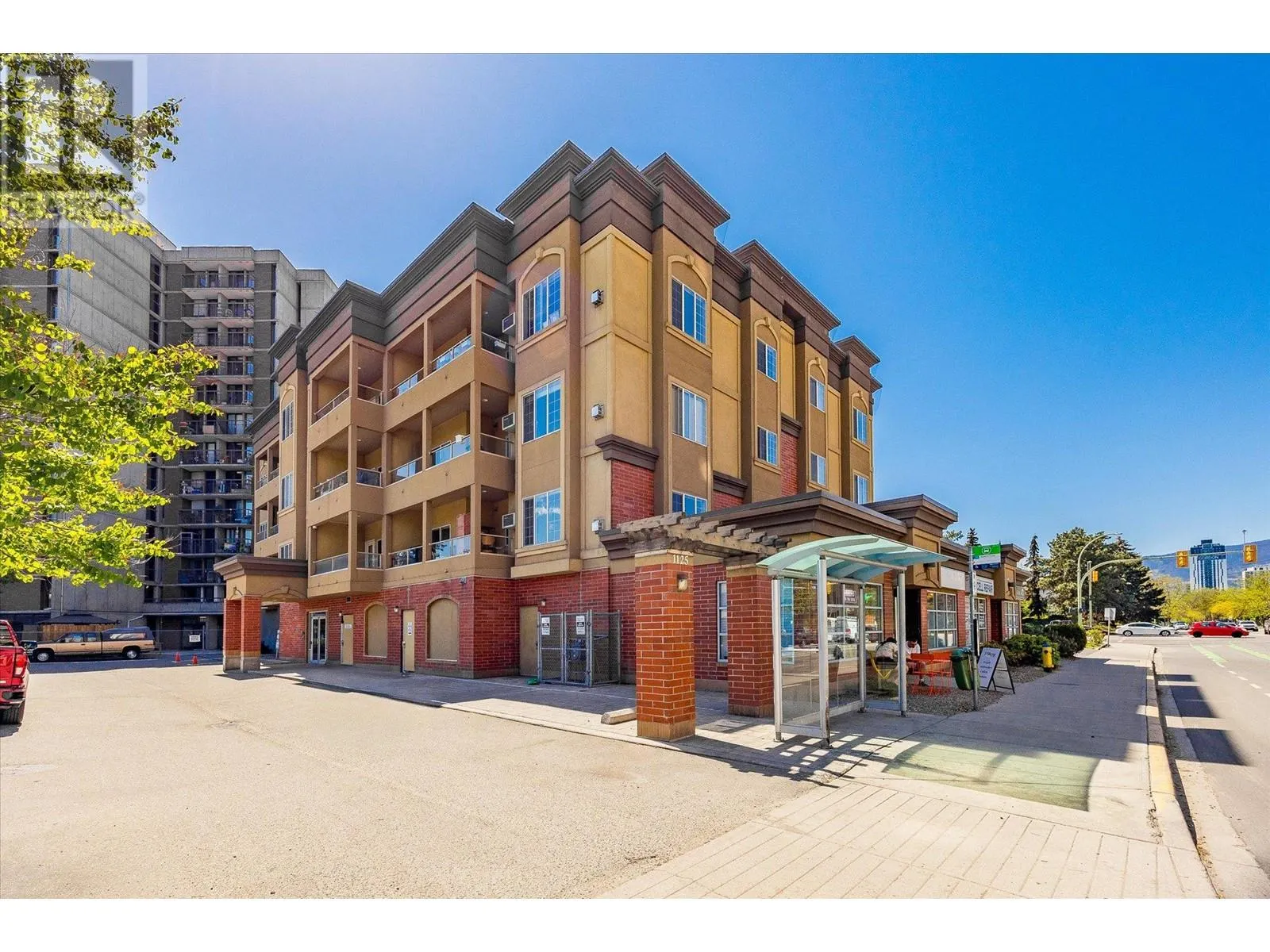 1125 Bernard Avenue Unit# 204