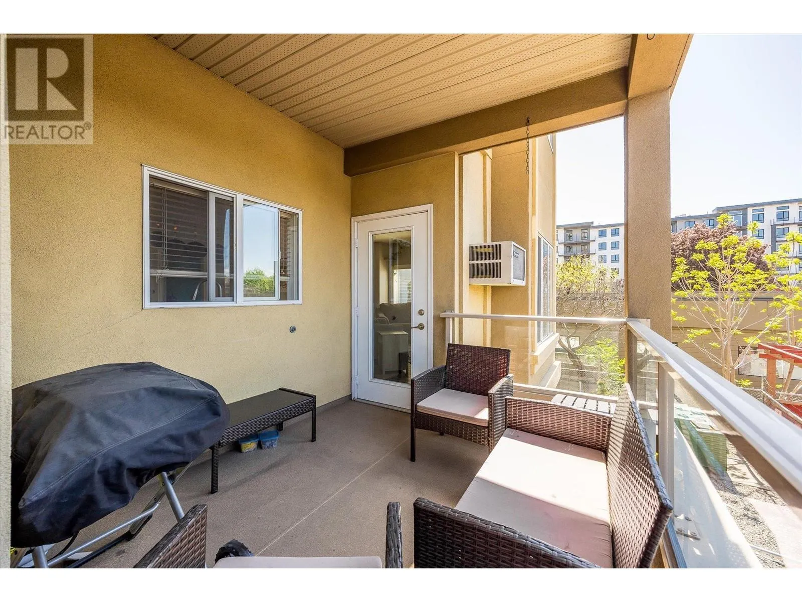 1125 Bernard Avenue Unit# 204