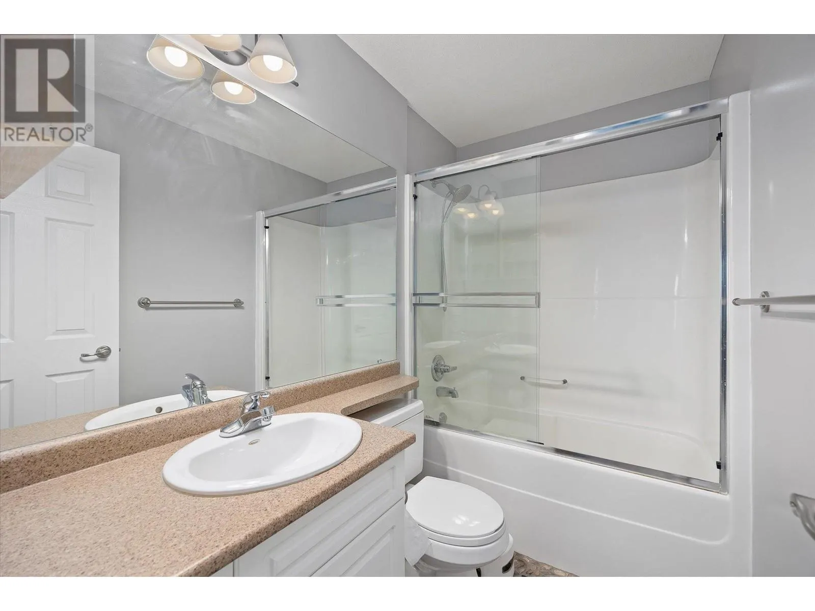 1125 Bernard Avenue Unit# 204
