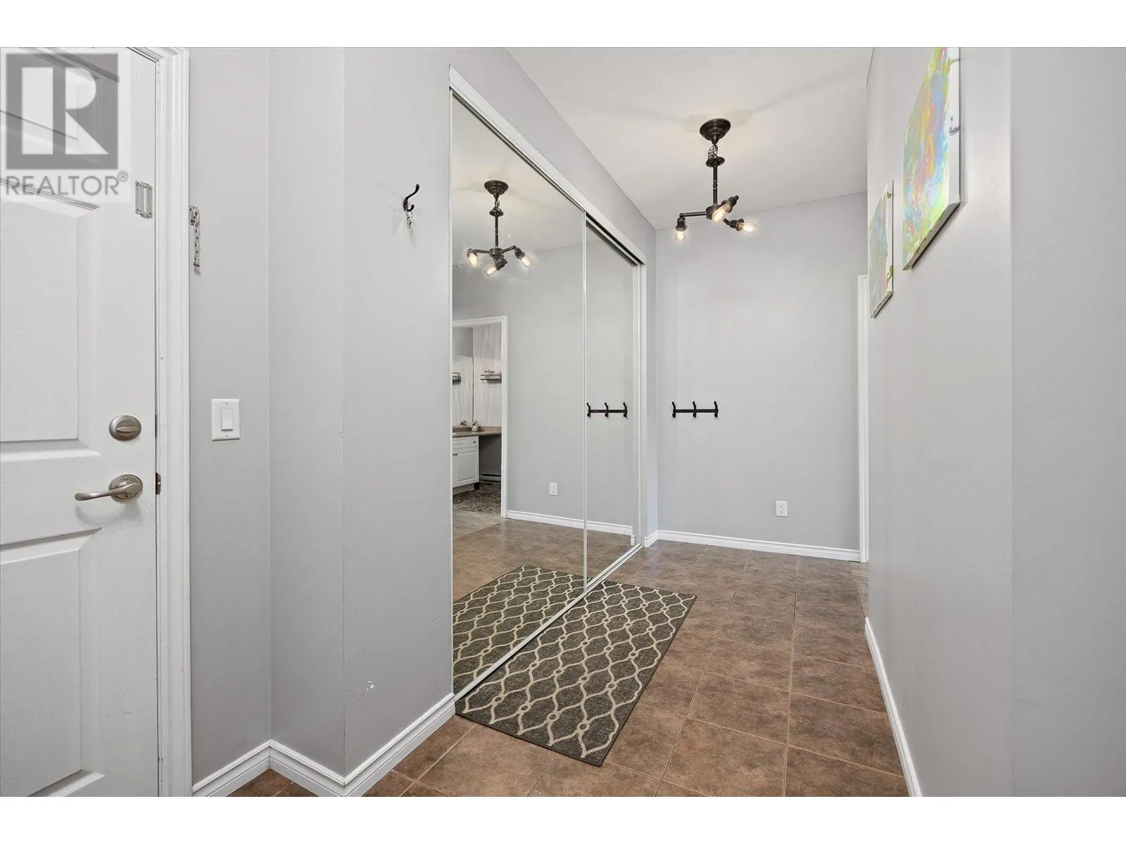 1125 Bernard Avenue Unit# 204