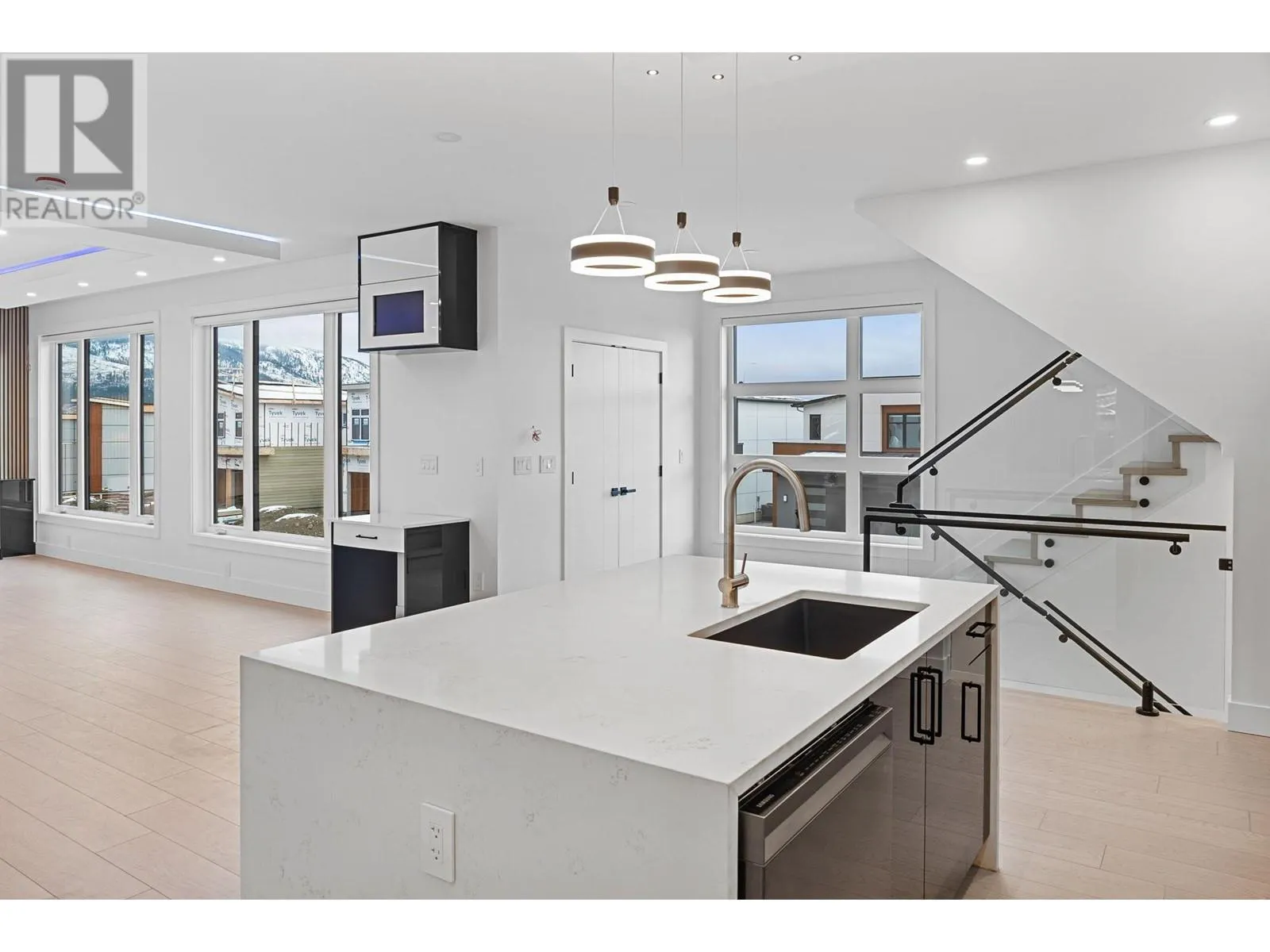 3774 Astoria Drive