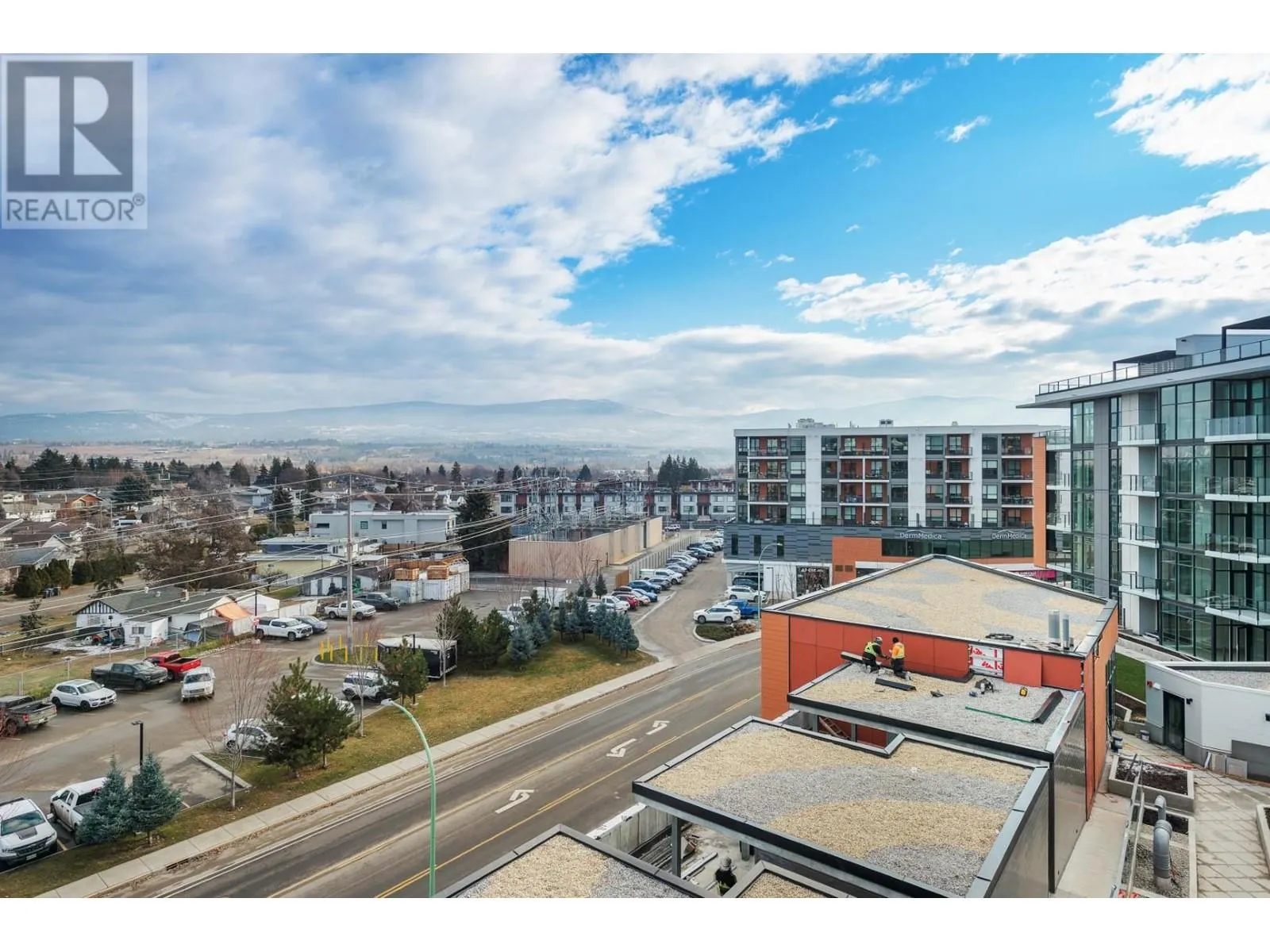 3389 Lakeshore Road Unit# N508