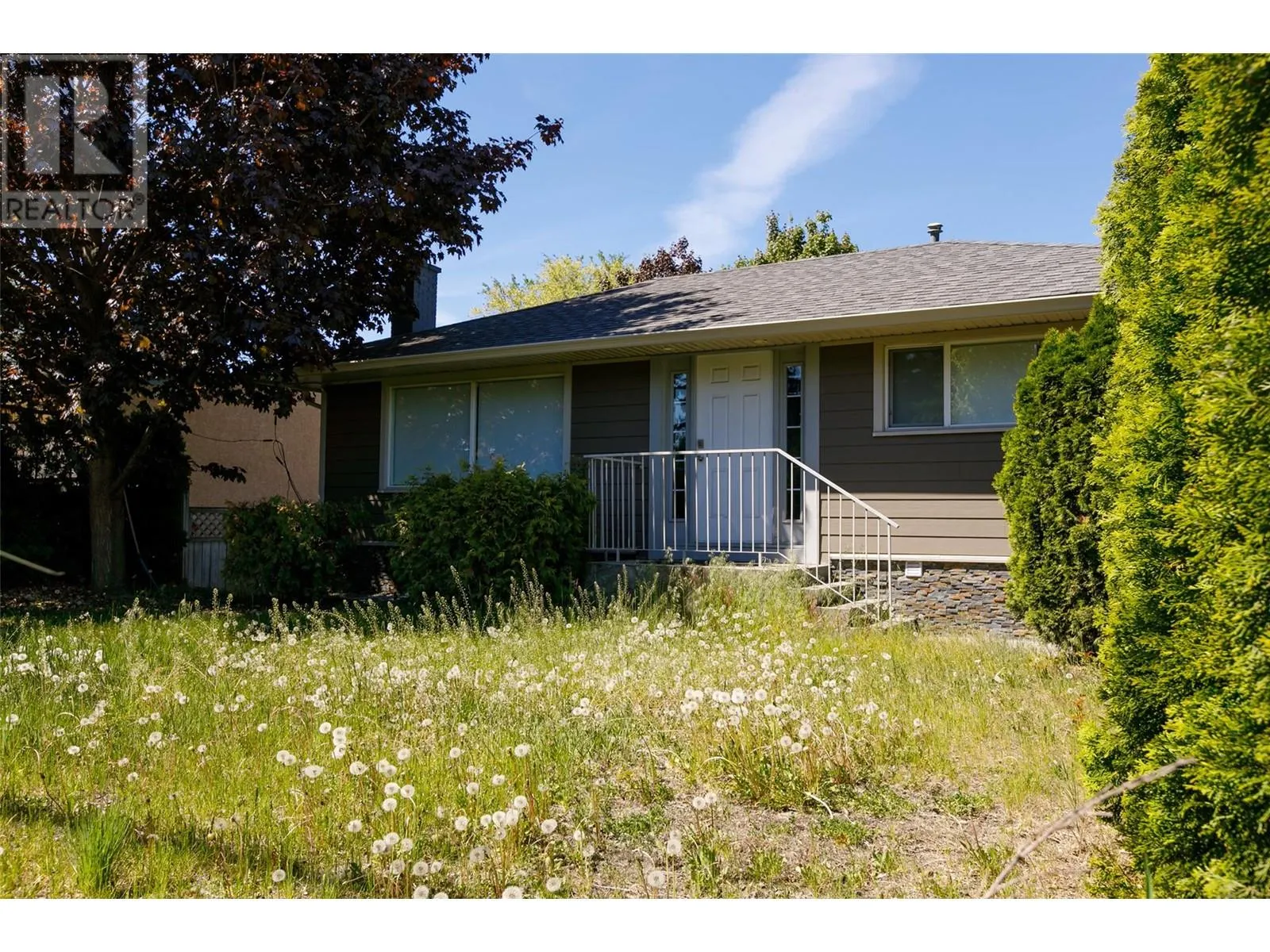 2830 Gordon Drive