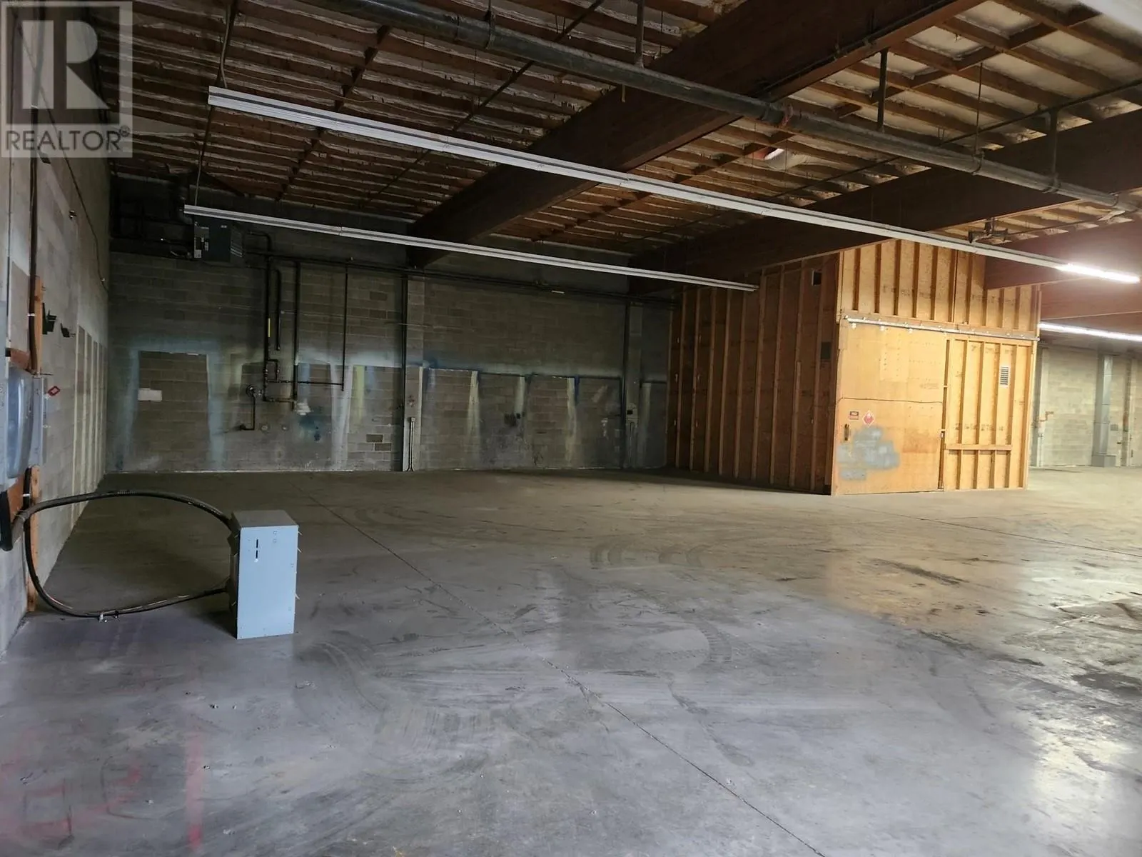 920 Leathead Road Unit# 8