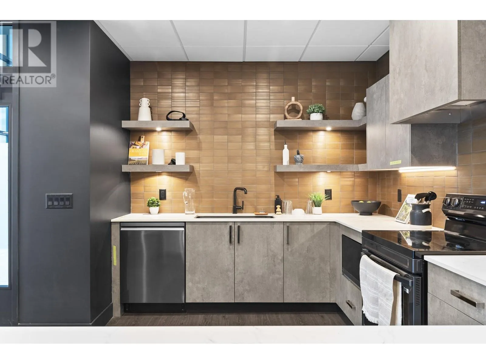 1274 Devonshire Avenue Unit# 342