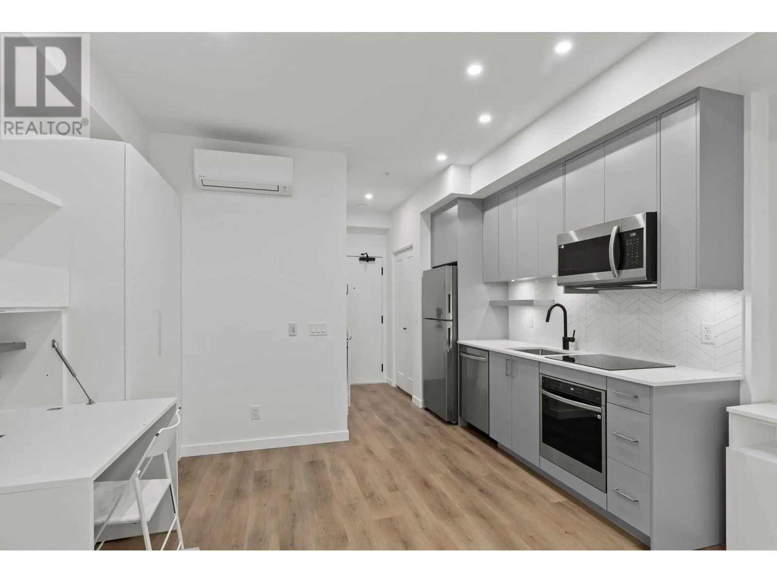 1274 Devonshire Avenue Unit# 342