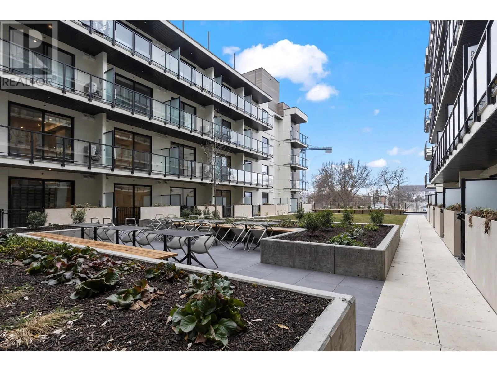 1274 Devonshire Avenue Unit# 342