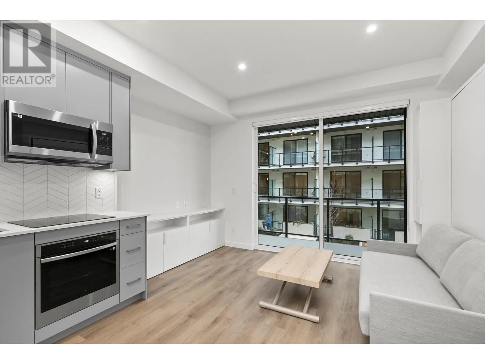 1274 Devonshire Avenue Unit# 342