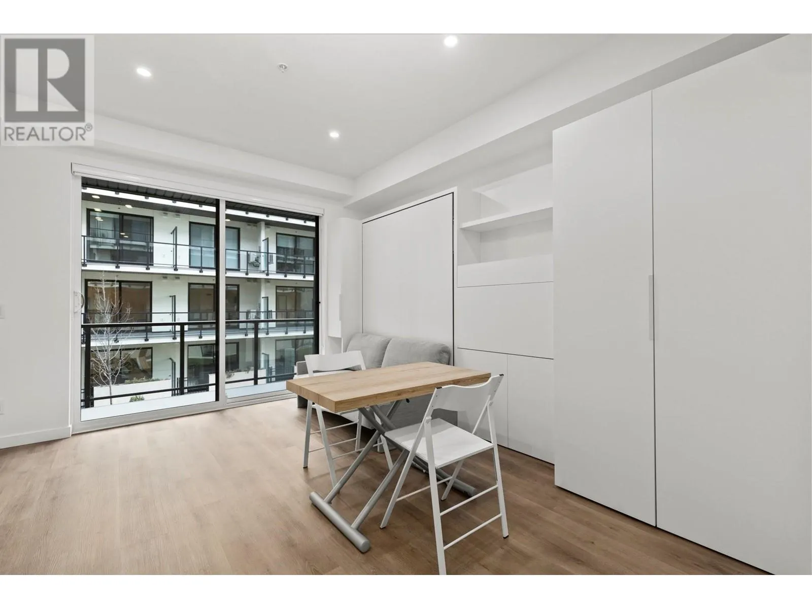 1274 Devonshire Avenue Unit# 342