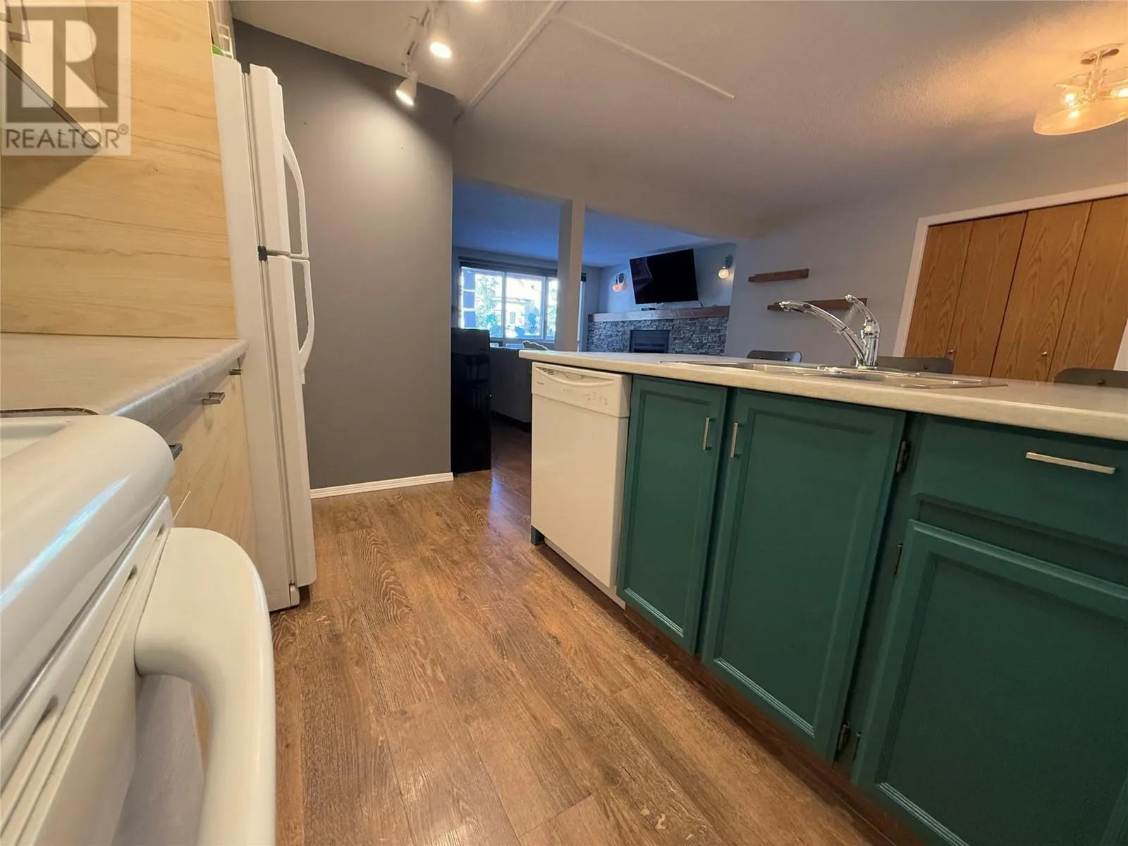 2030 PANORAMA Drive Unit# 528