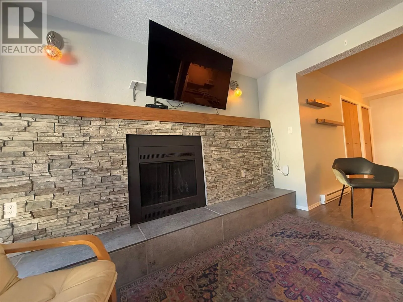 2030 PANORAMA Drive Unit# 528