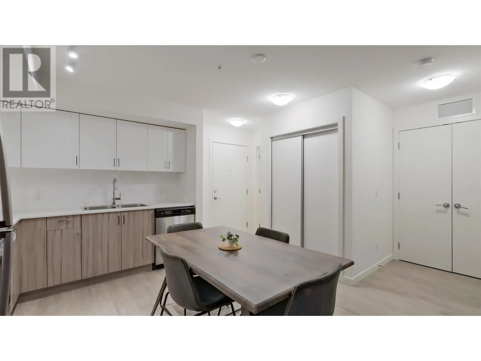 625 Academy Way Unit# 125