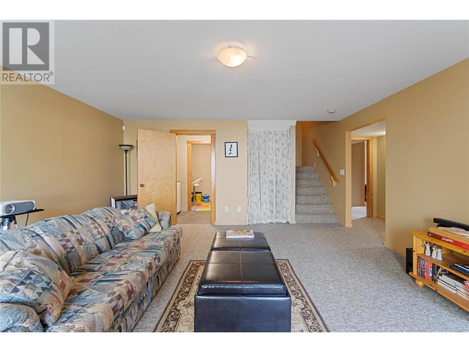 305 Tanager Drive