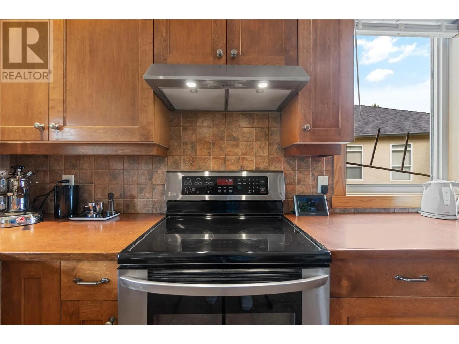 305 Tanager Drive