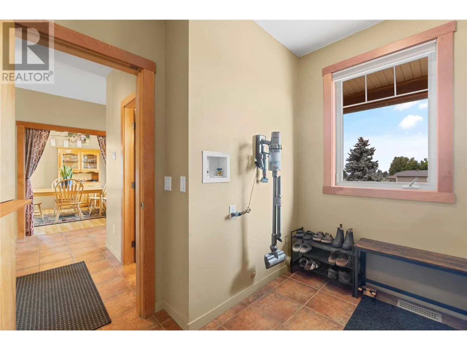 305 Tanager Drive
