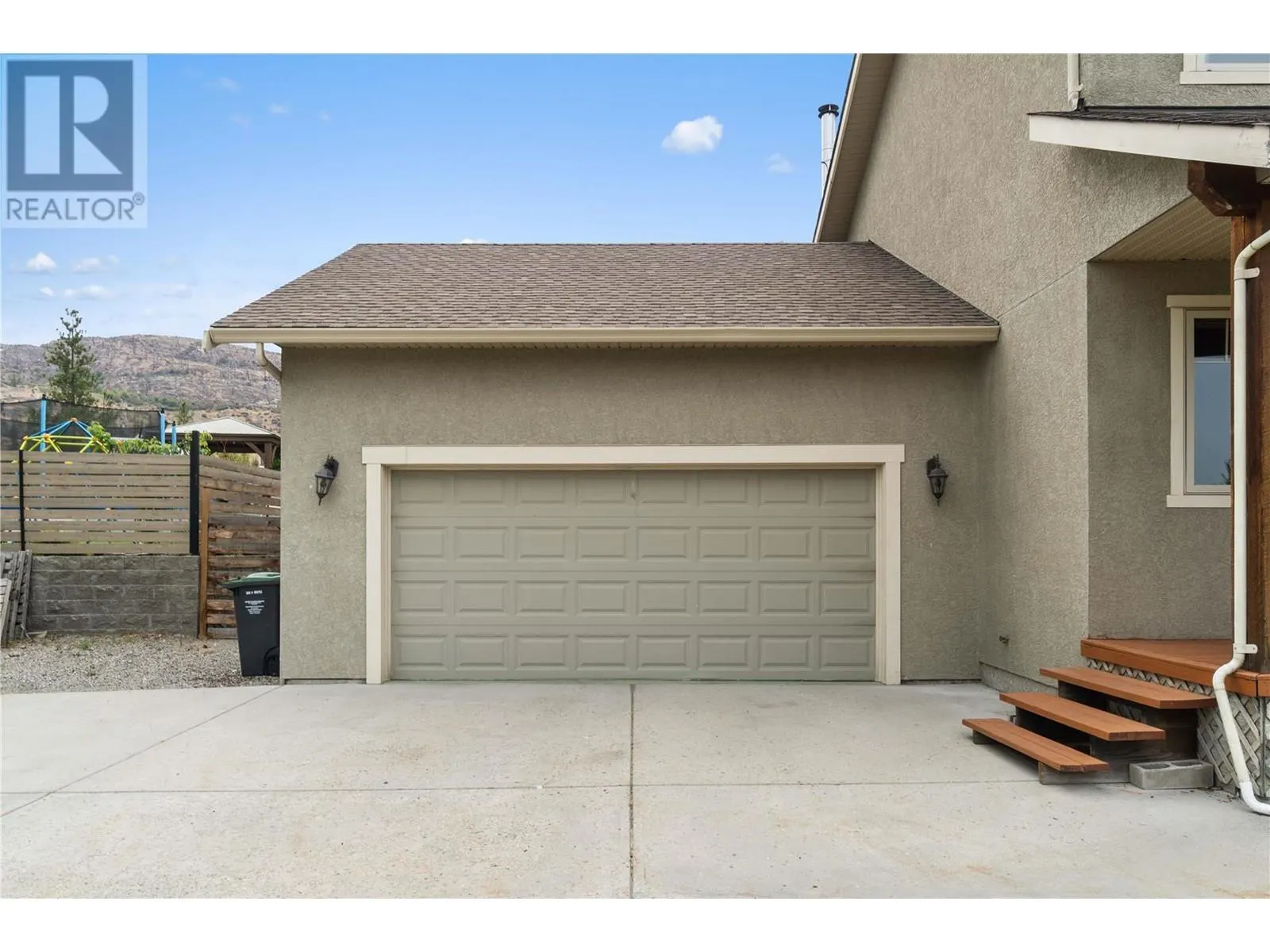 305 Tanager Drive