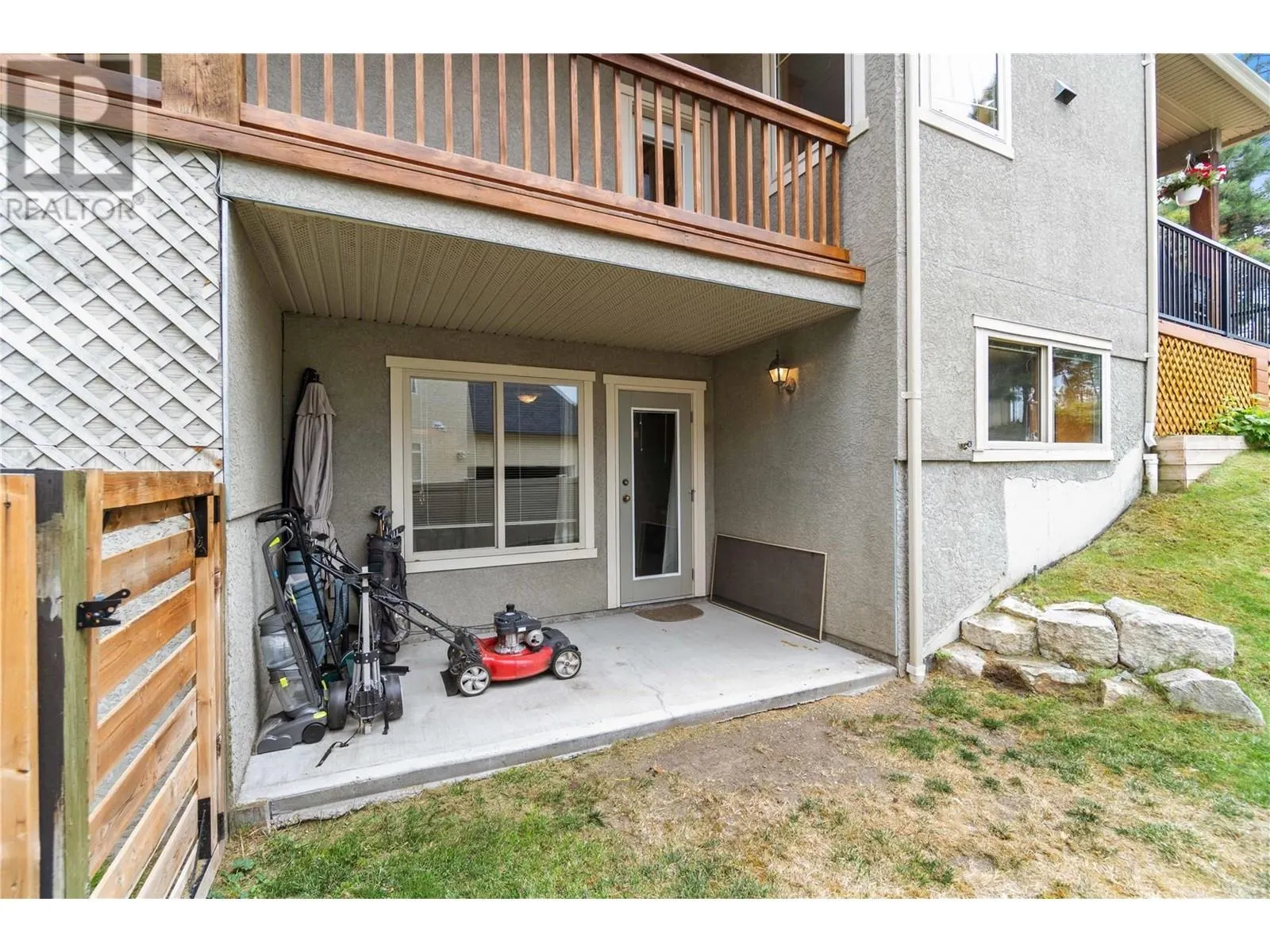 305 Tanager Drive