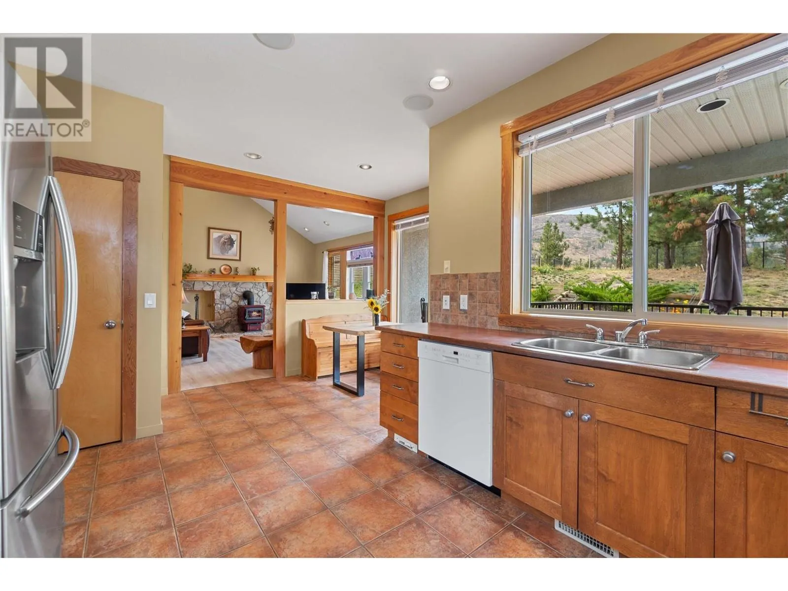 305 Tanager Drive