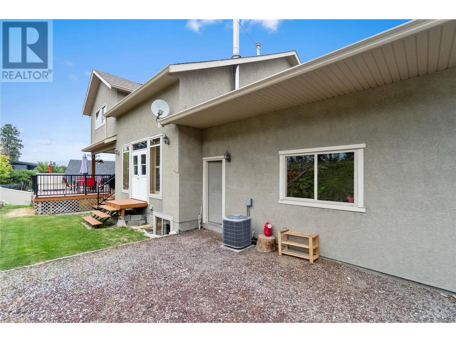 305 Tanager Drive