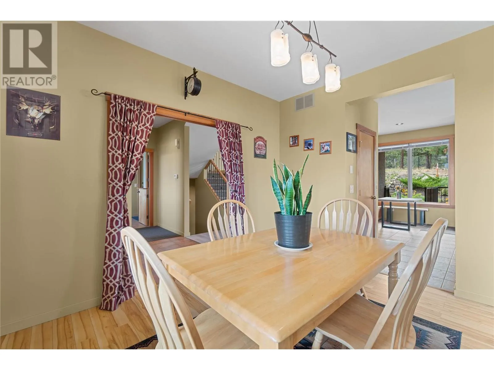 305 Tanager Drive