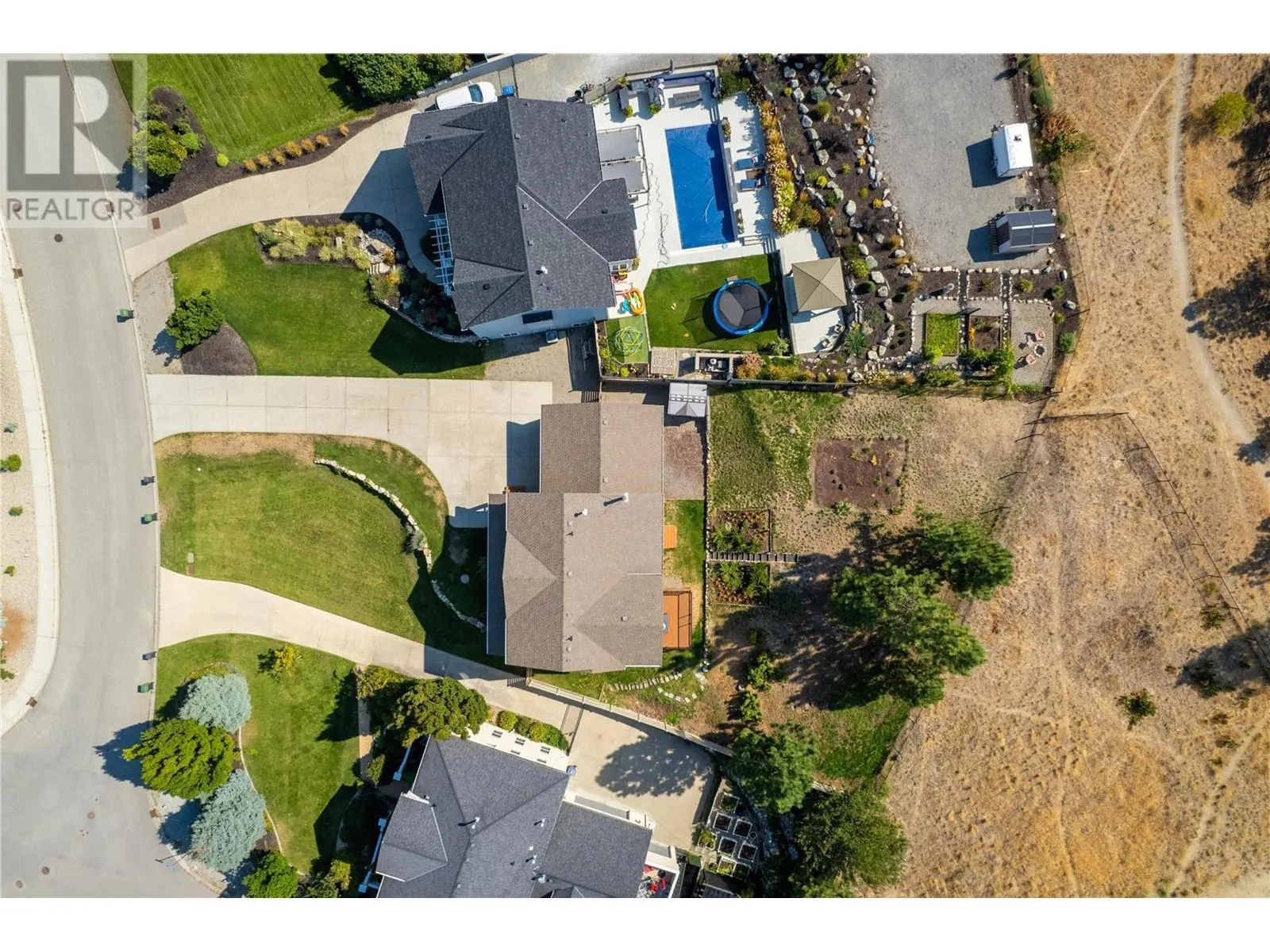 305 Tanager Drive