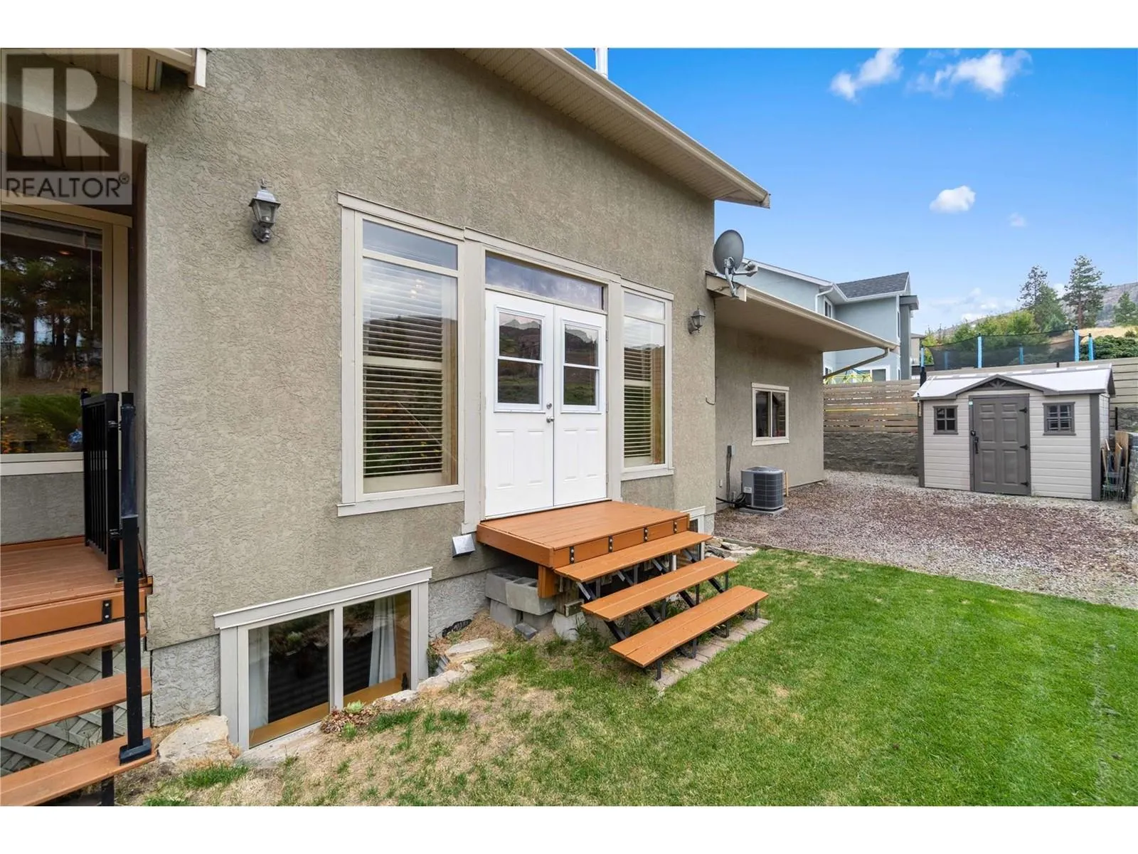 305 Tanager Drive