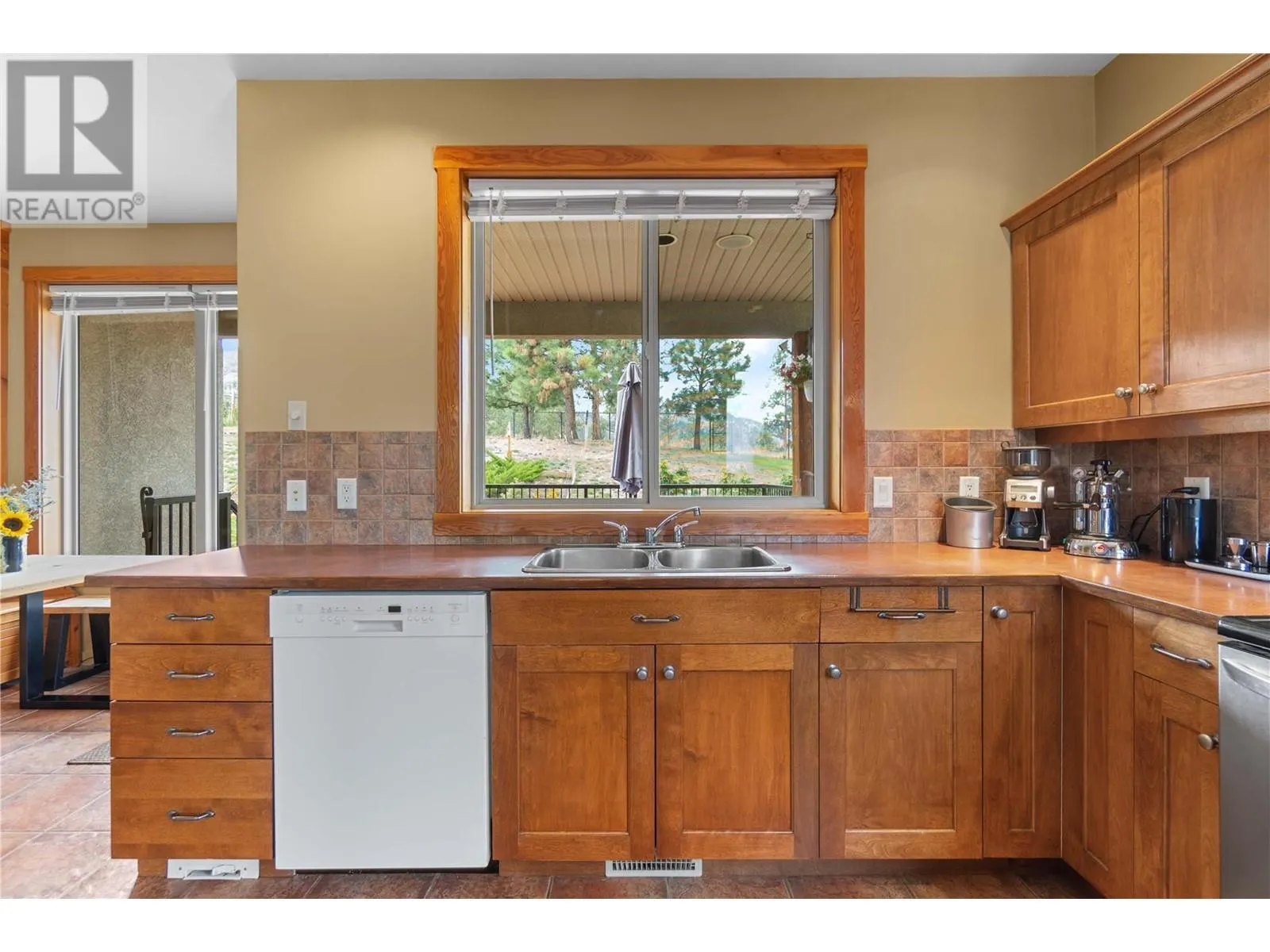 305 Tanager Drive