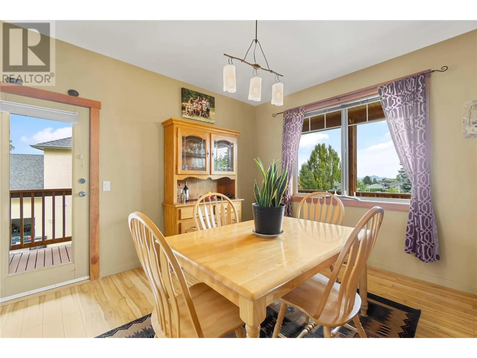 305 Tanager Drive