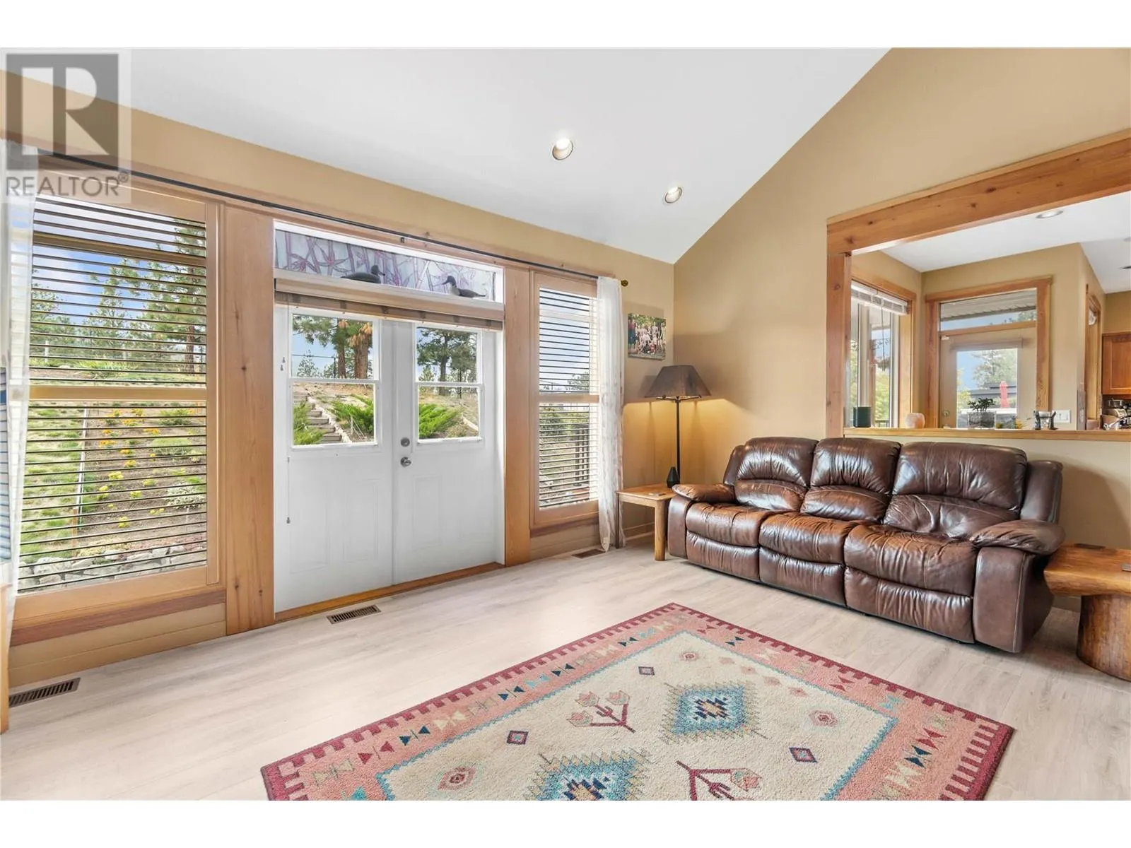 305 Tanager Drive