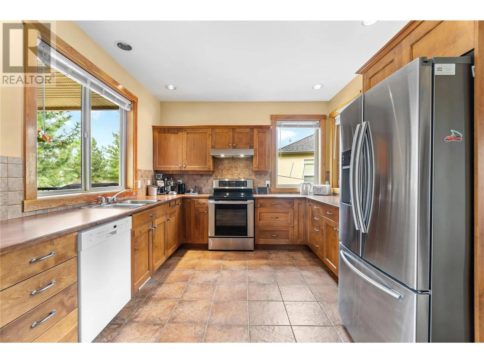 305 Tanager Drive