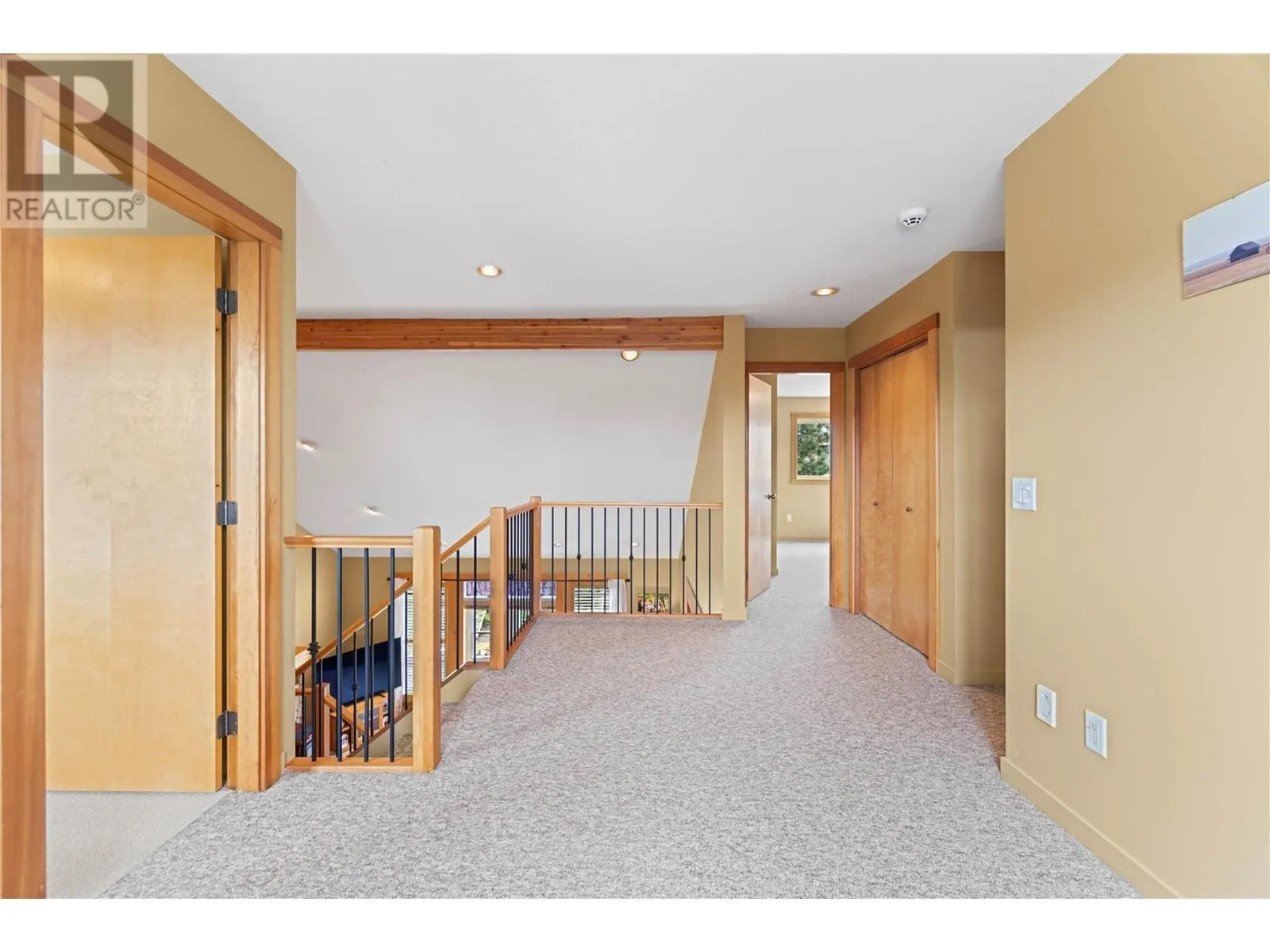305 Tanager Drive