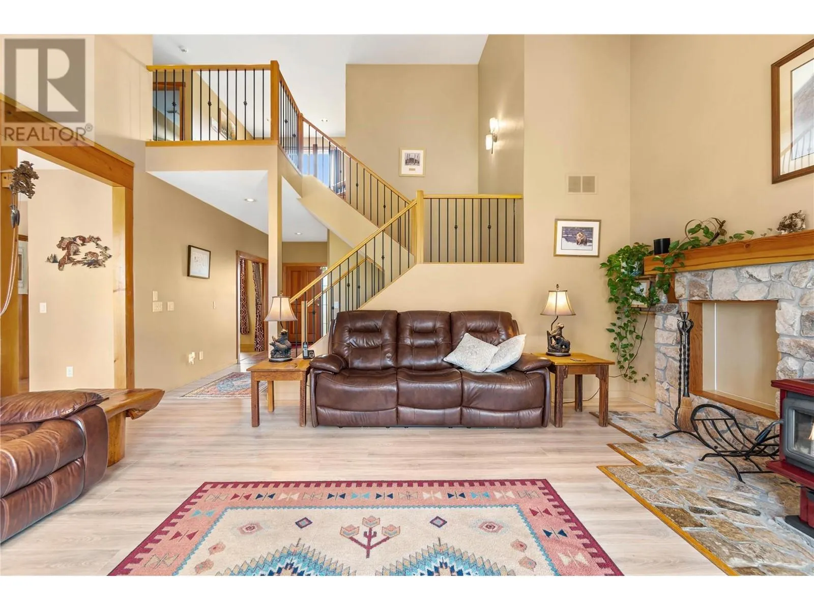 305 Tanager Drive