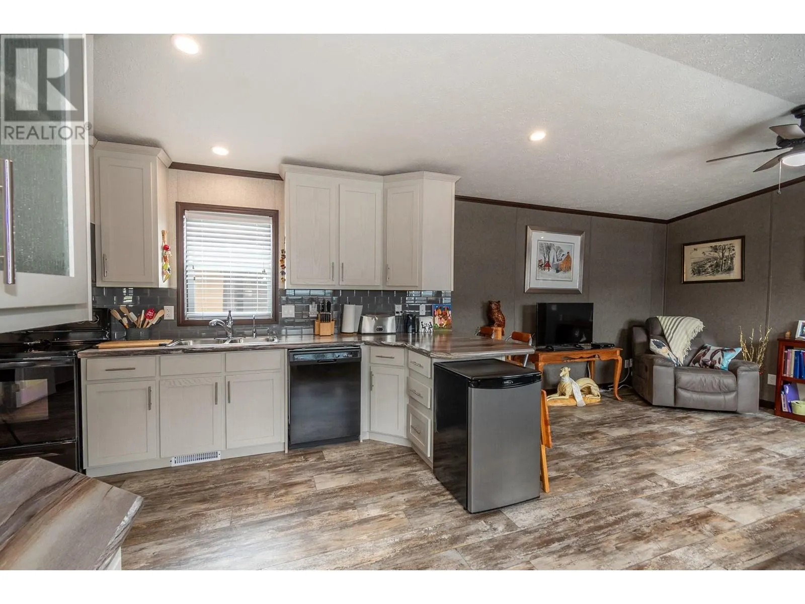 61 Antoine Road Unit# 8