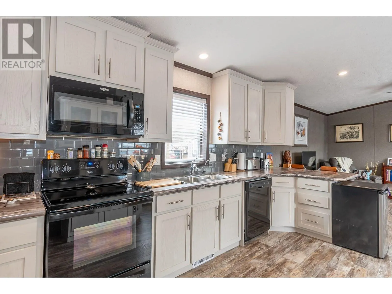 61 Antoine Road Unit# 8