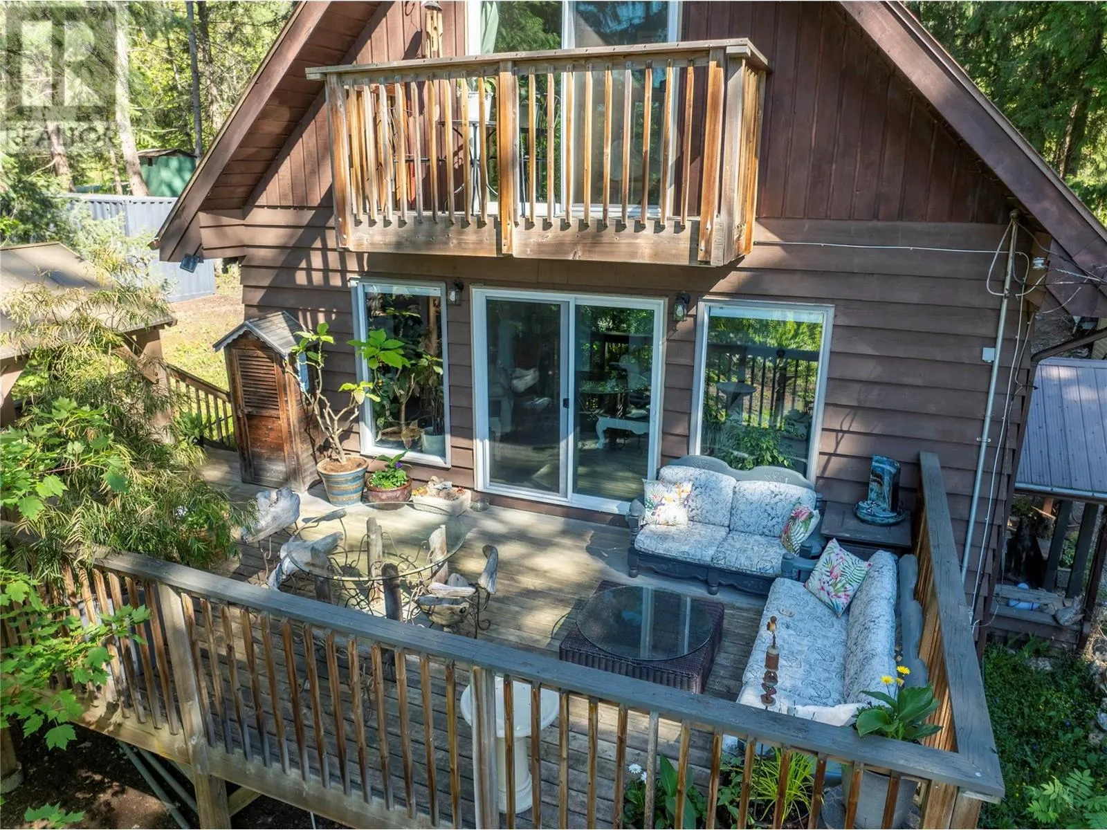 2572 Airstrip Road