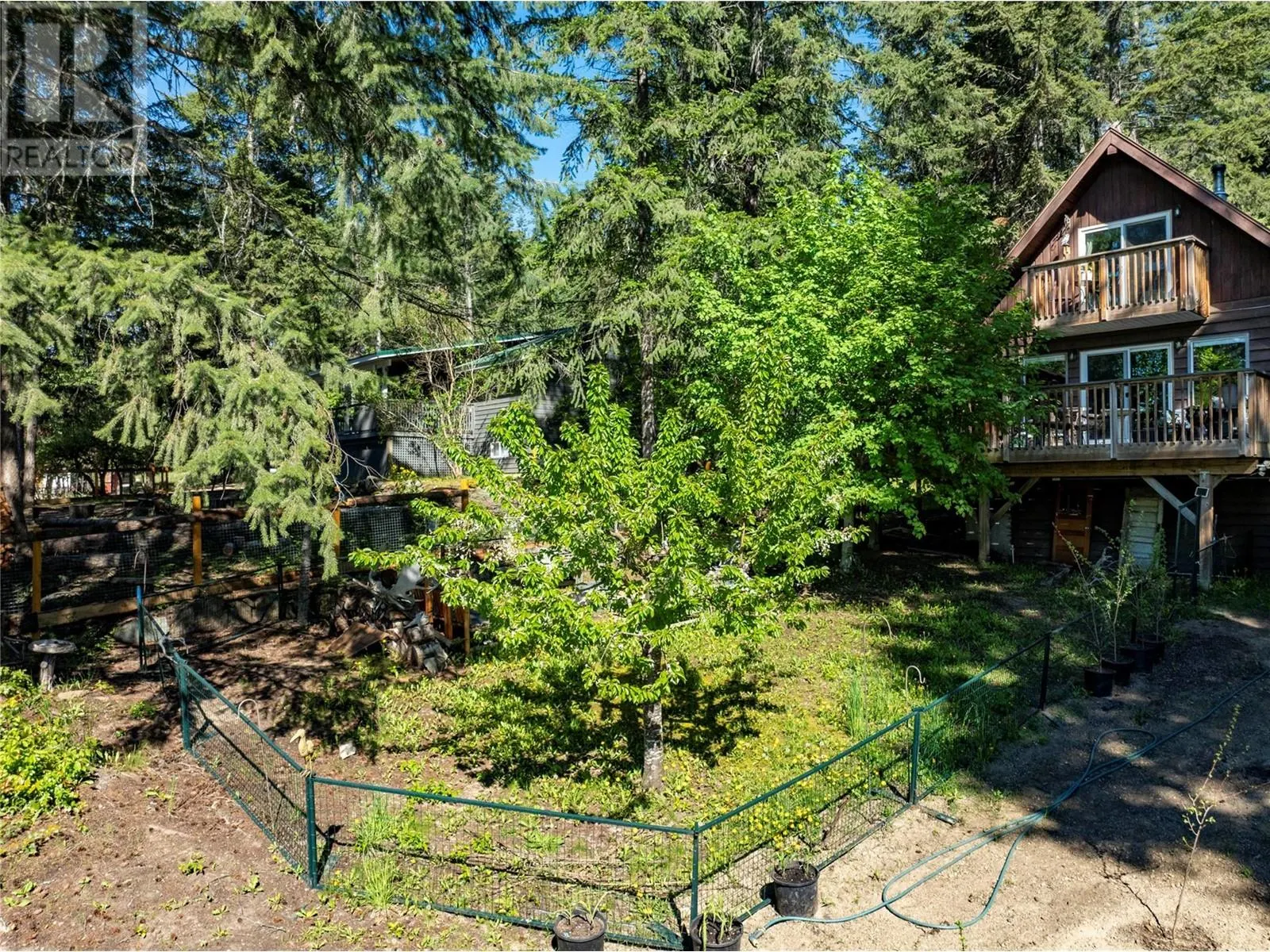 2572 Airstrip Road