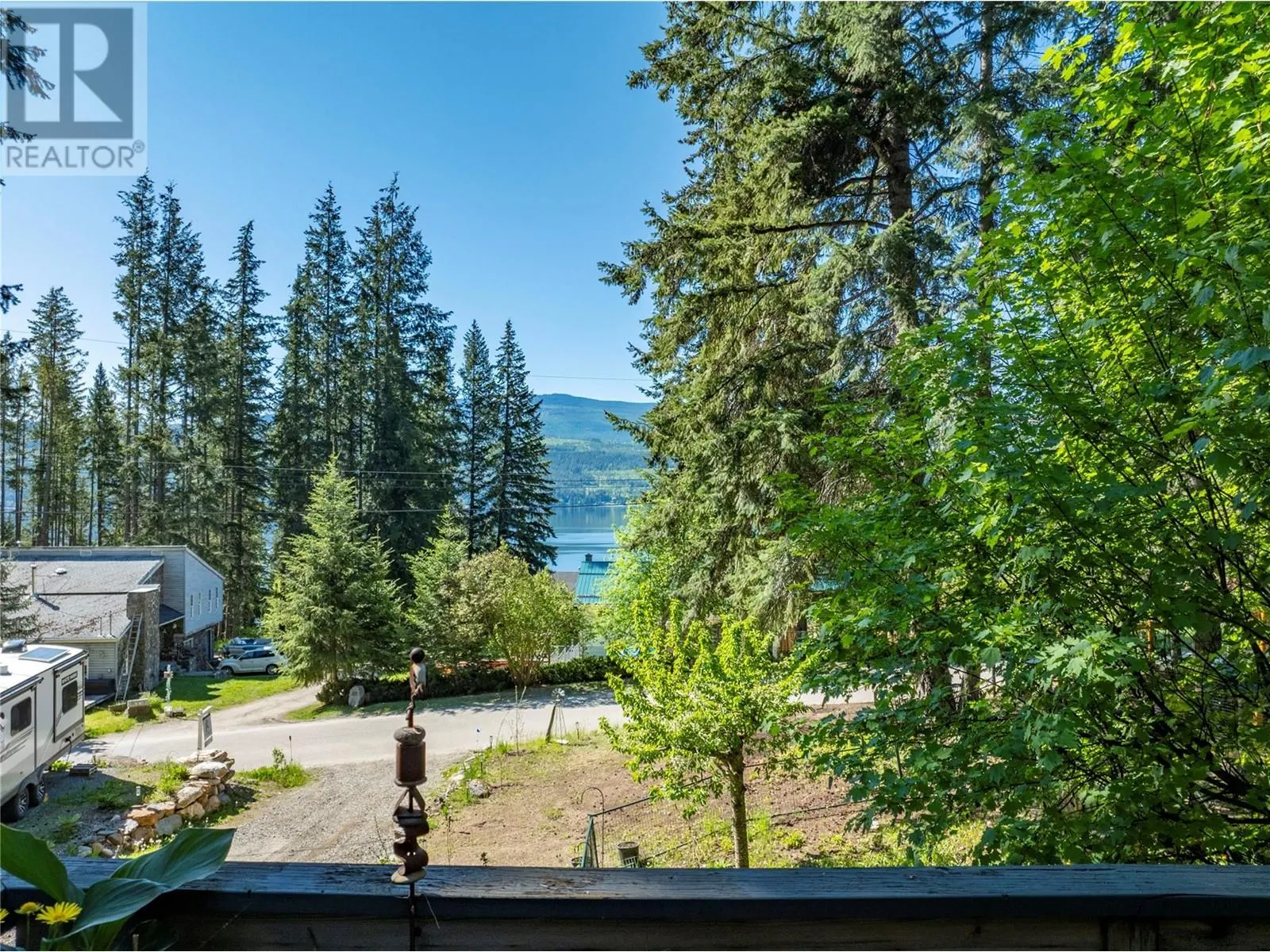 2572 Airstrip Road