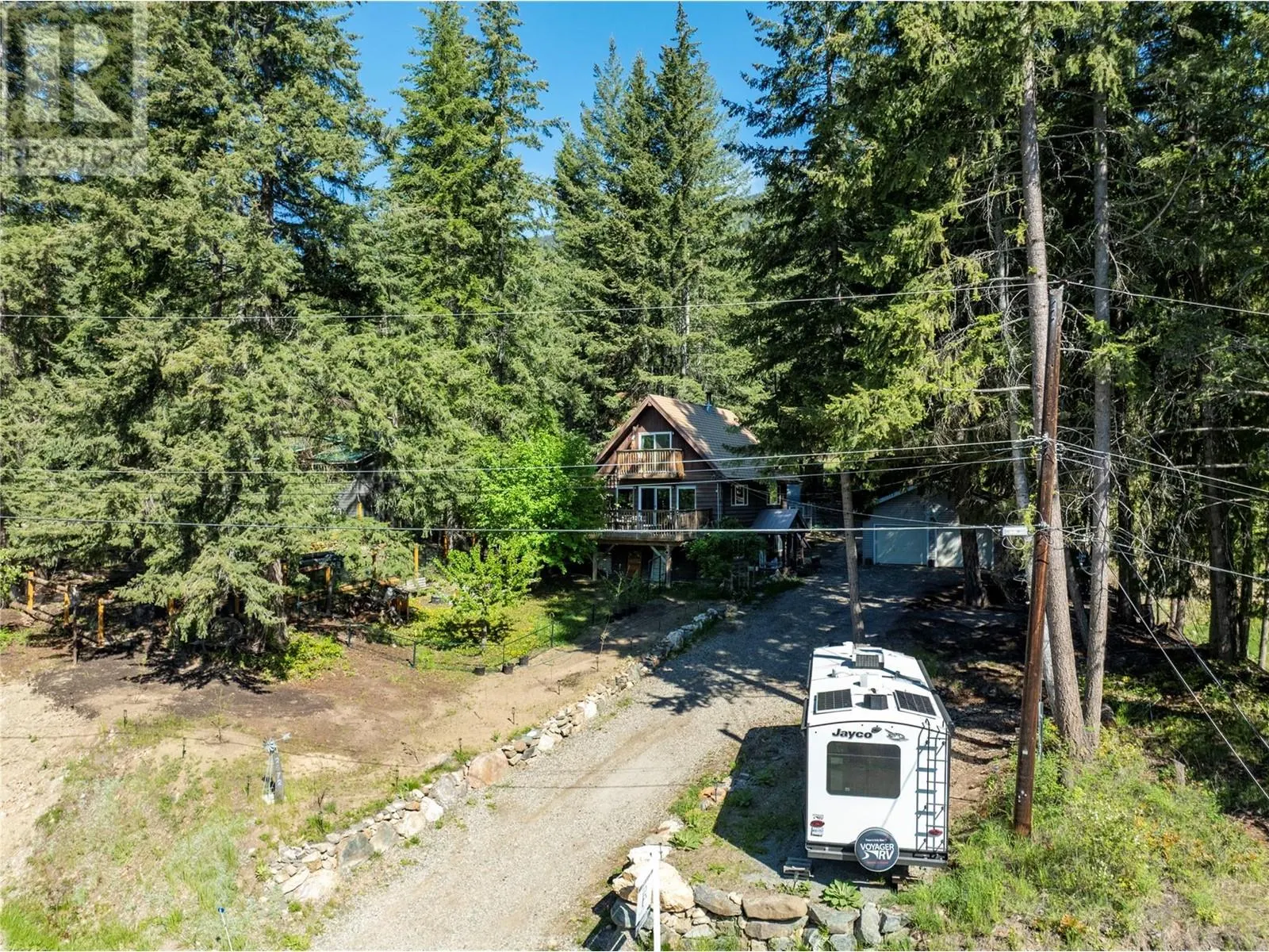 2572 Airstrip Road