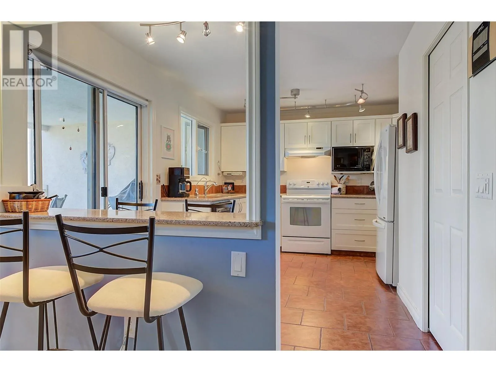 4470 Ponderosa Drive Unit# 103