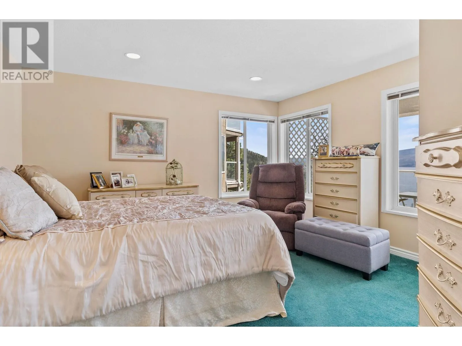 5227 Trepanier Bench Road
