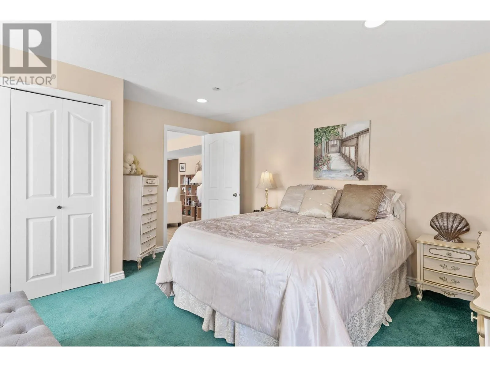 5227 Trepanier Bench Road