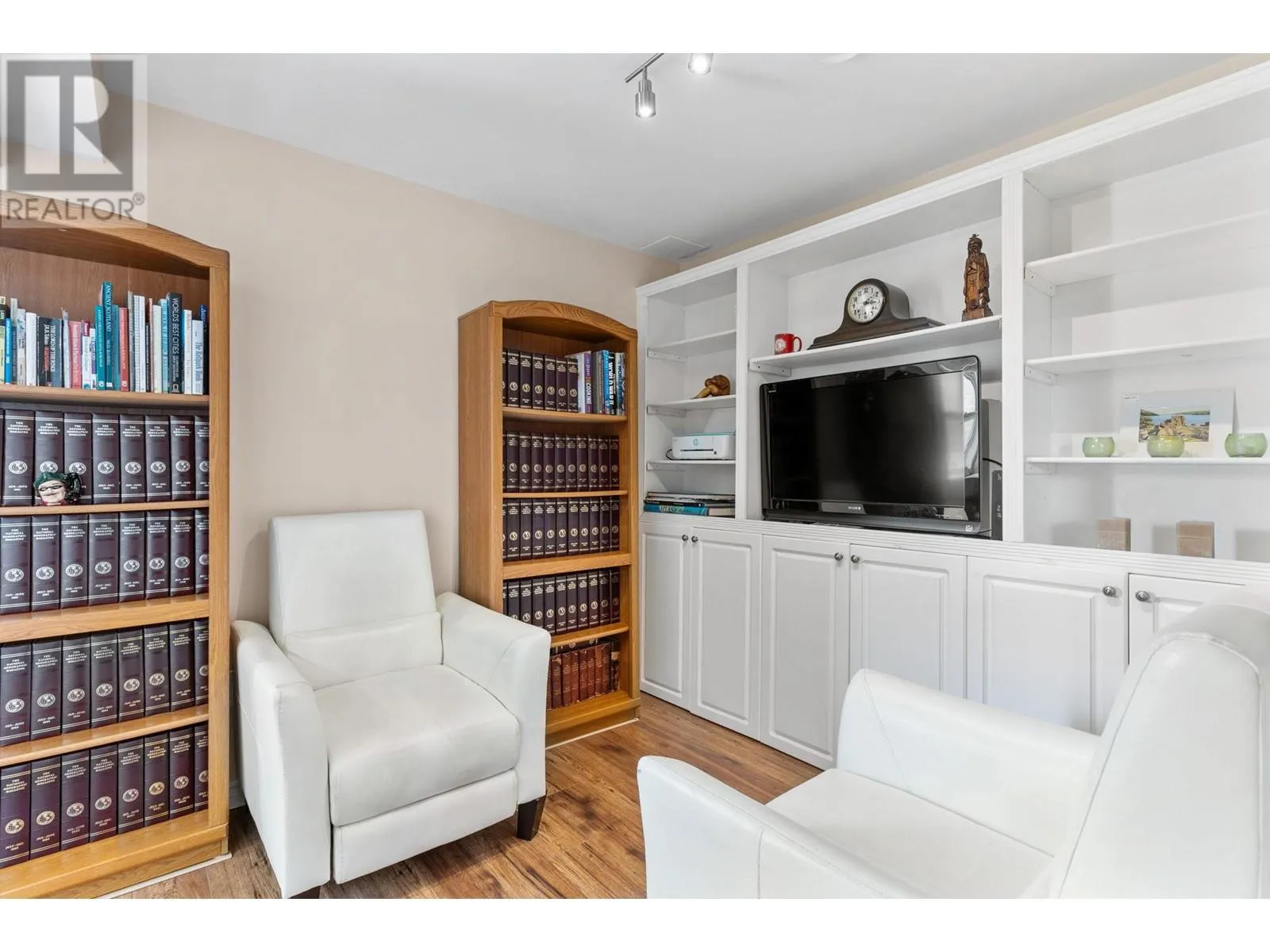 5227 Trepanier Bench Road